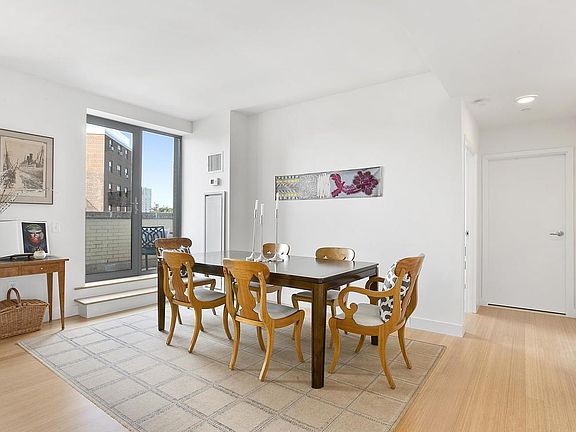 3rd image of 40 W 116th St APT B904