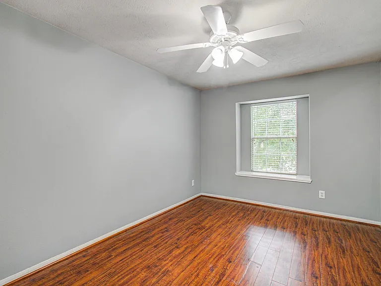 13963 Maximos Dr — Photo 19