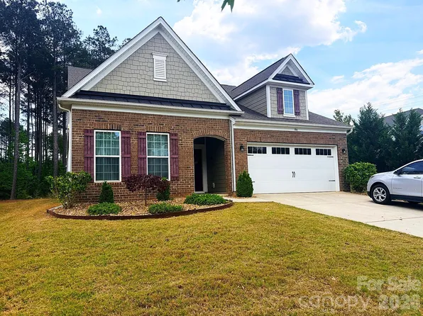 304 Picasso Trl, Mount Holly, NC 28120