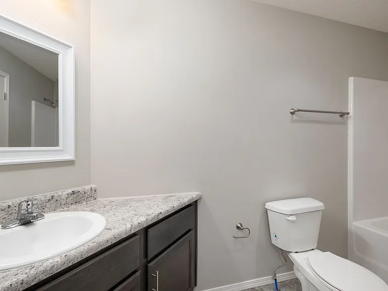 534 W Grace St — Photo 3