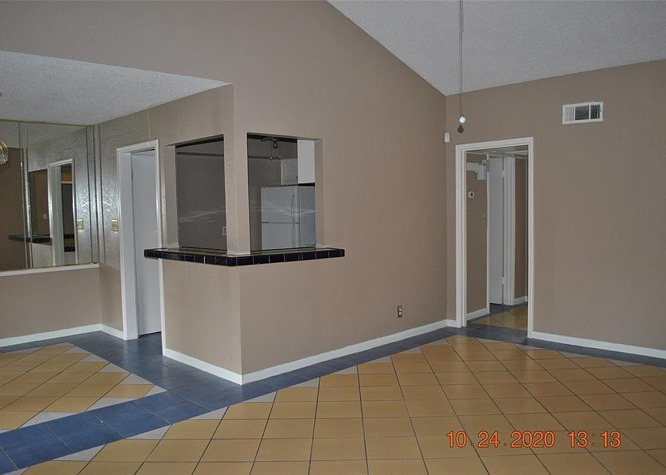 1st image of 2574 Marilee Ln APT 10