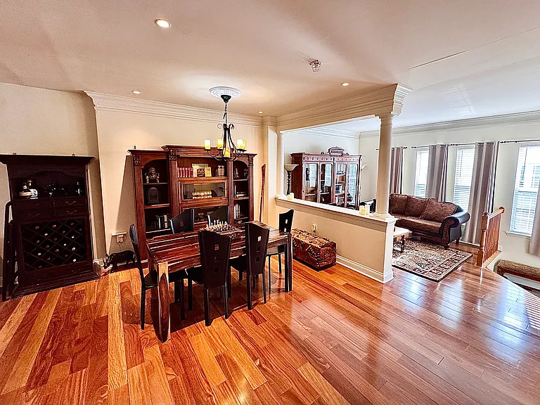 115 Lake Cook Dr — Photo 4