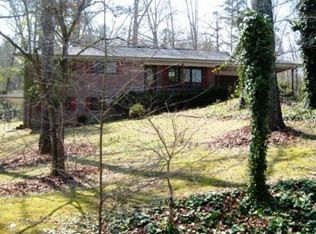 1116 Holly Grove Cir, Dalton, GA 30721