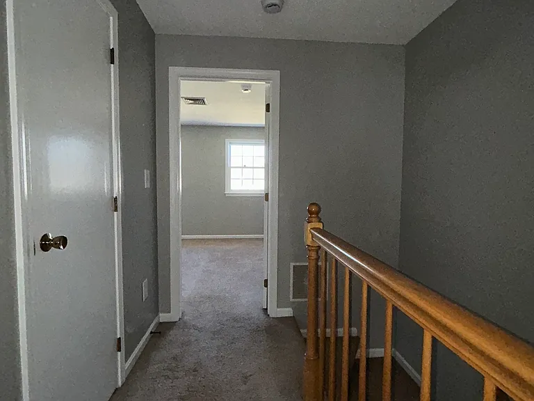 534 Fox Hollow Dr — Photo 7