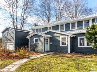 3 Maizeland Rd, Red Hook, NY 12571