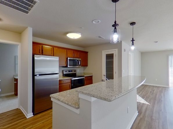 2004 American Eagle Dr Unit 28