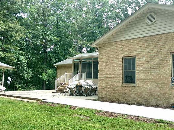 5th image of 4608 Hadensville Farm Ln