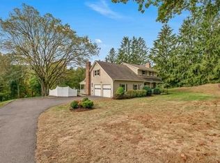 31 Burleigh Rd, Hampden, MA 01036