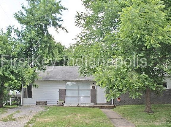 2nd image of 4730 N Kenyon Dr