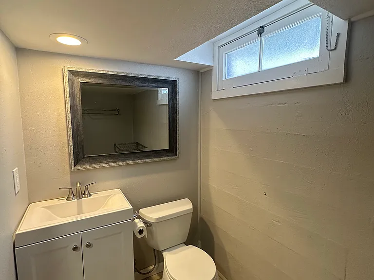 2nd bathroom
