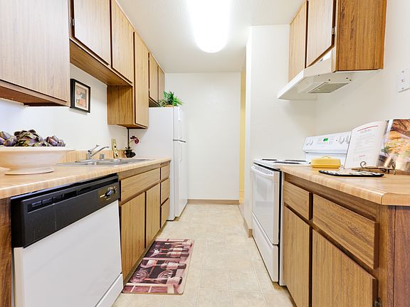 3rd image of 5360 Repecho Dr APT M103