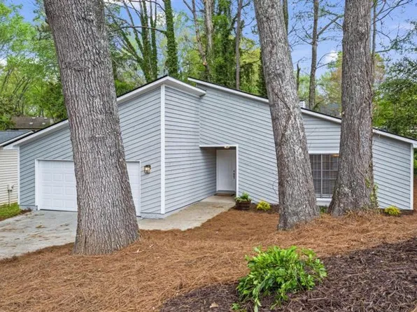 1360 Terramont Dr, Roswell, GA 30076