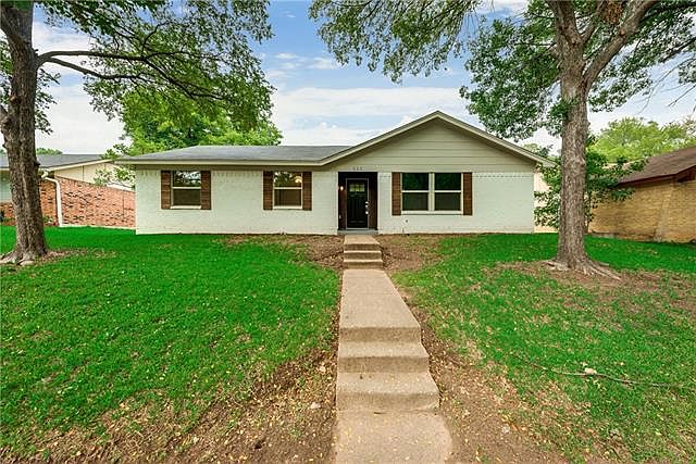 1st image of 523 Meadowglen Dr