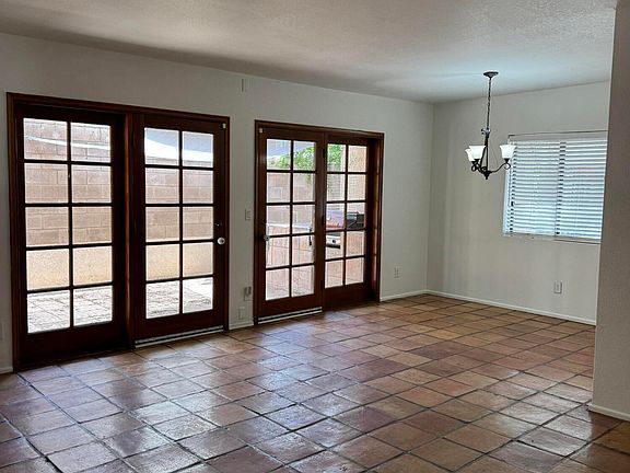5th image of 629 W Placita De Las Lomitas