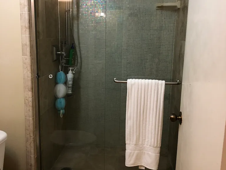 600 W 9th St #507 — Photo 8
