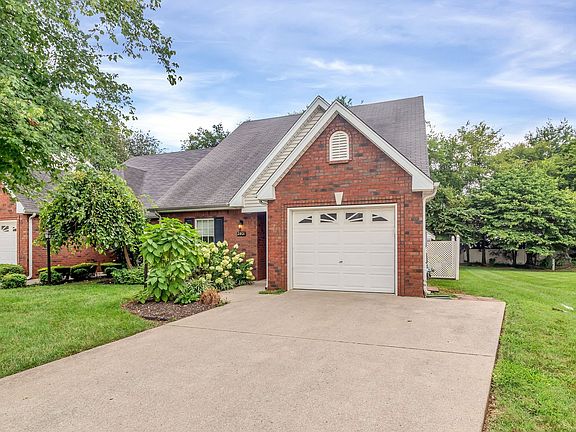 2nd image of 2821 Stonehedge Dr