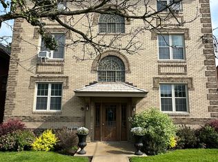 312 McCully St APT 1, Pittsburgh, PA 15216