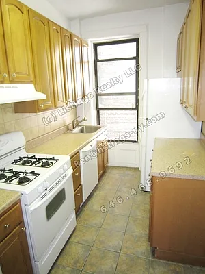 Rented by City Connections Realty | media 38