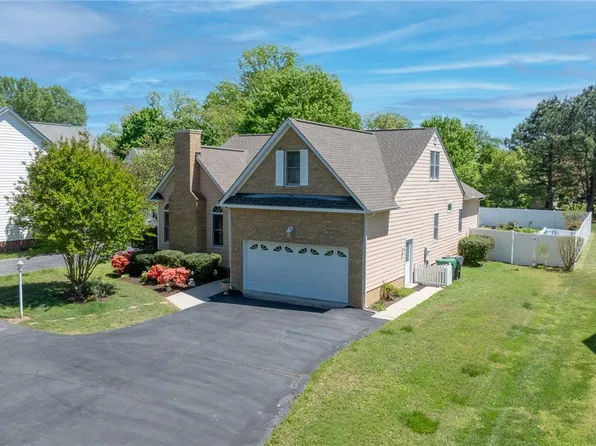105 Chapman St, Ashland, VA 23005