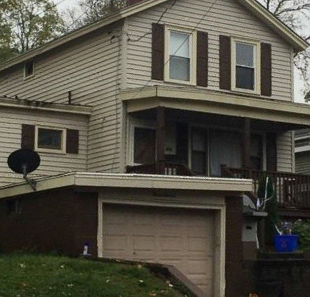 1st image of 316 Douglas St