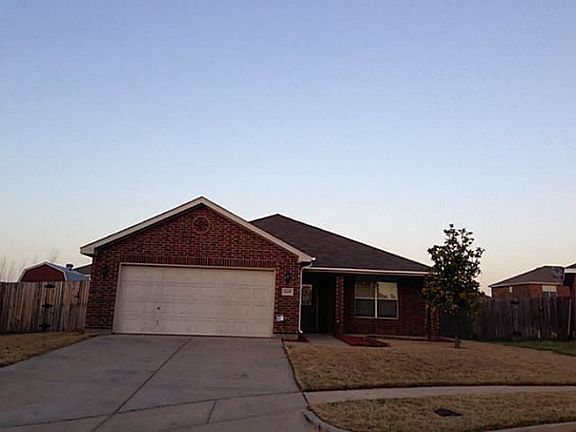 2nd image of 8217 Leaning Oak Ct