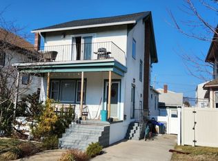 445 Walnut St, Long Beach, NY 11561