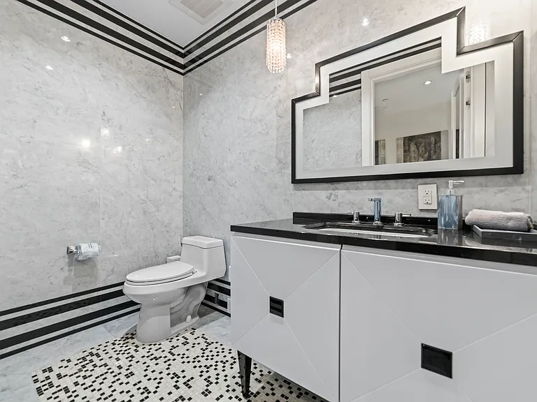 9703 Collins Ave #Penthouse 00 — Photo 21