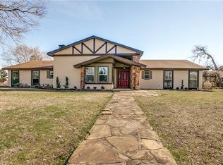 2705 Shady Oaks Ln, Sherman, TX 75092