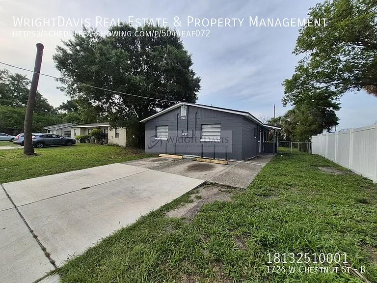 1726 W Chestnut St #B — Photo 2