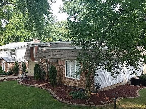 2nd image of 6915 Lakeside Hills Dr
