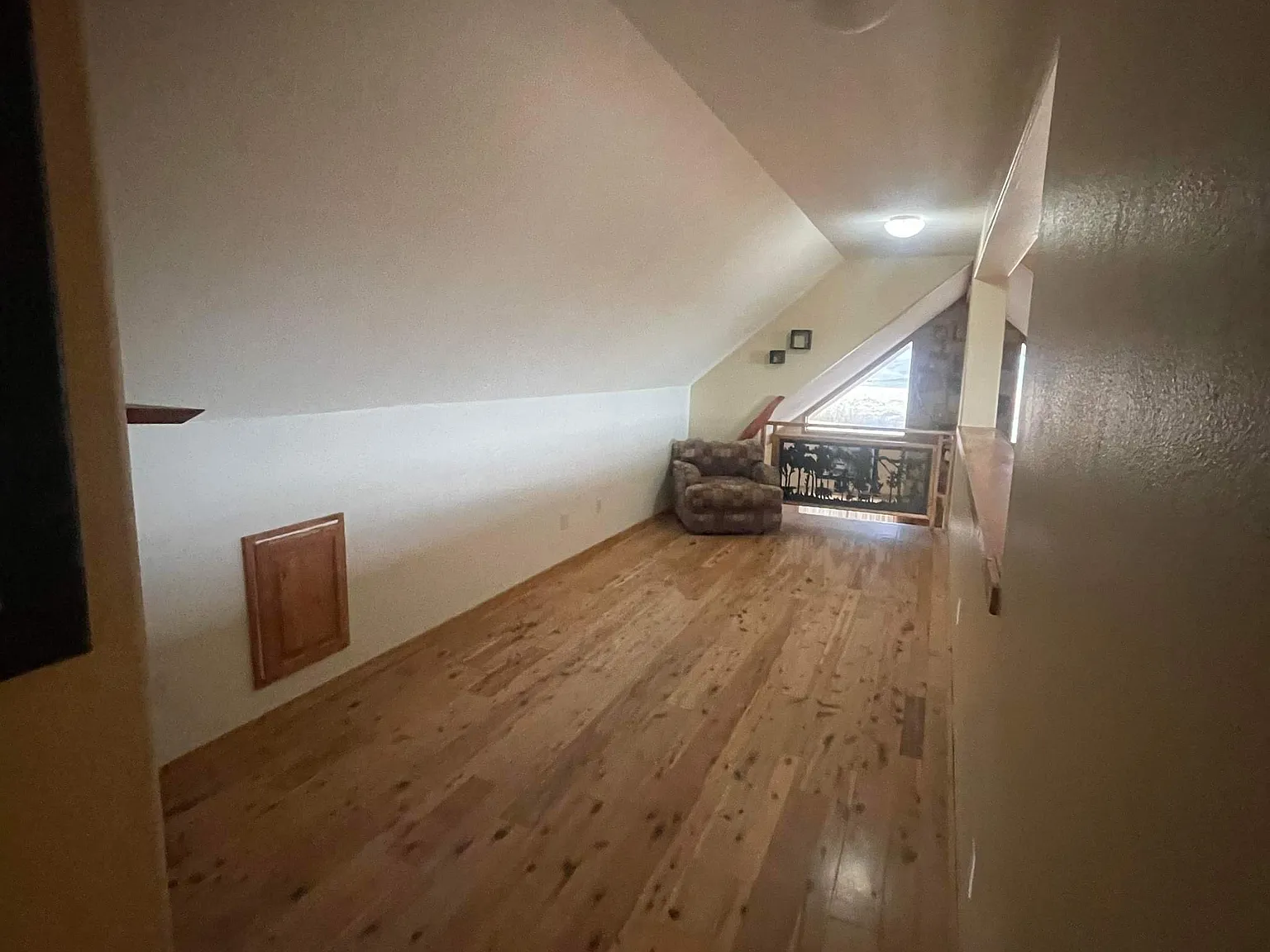 3 bed, 2505 sqft, $4,200 — Photo 3