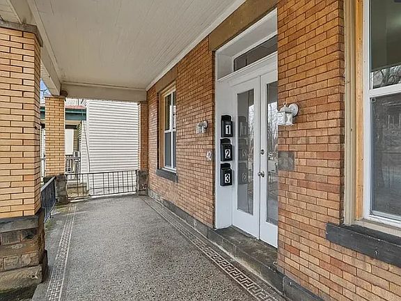 2nd image of 42 Watson Blvd Floor 3