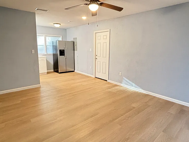 3915 N 9th Ave — Photo 28