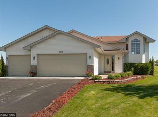 10516 51st St NE, Albertville, MN 55301