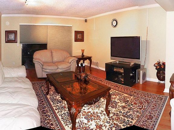 5th image of 10385 Bigtree Cir E