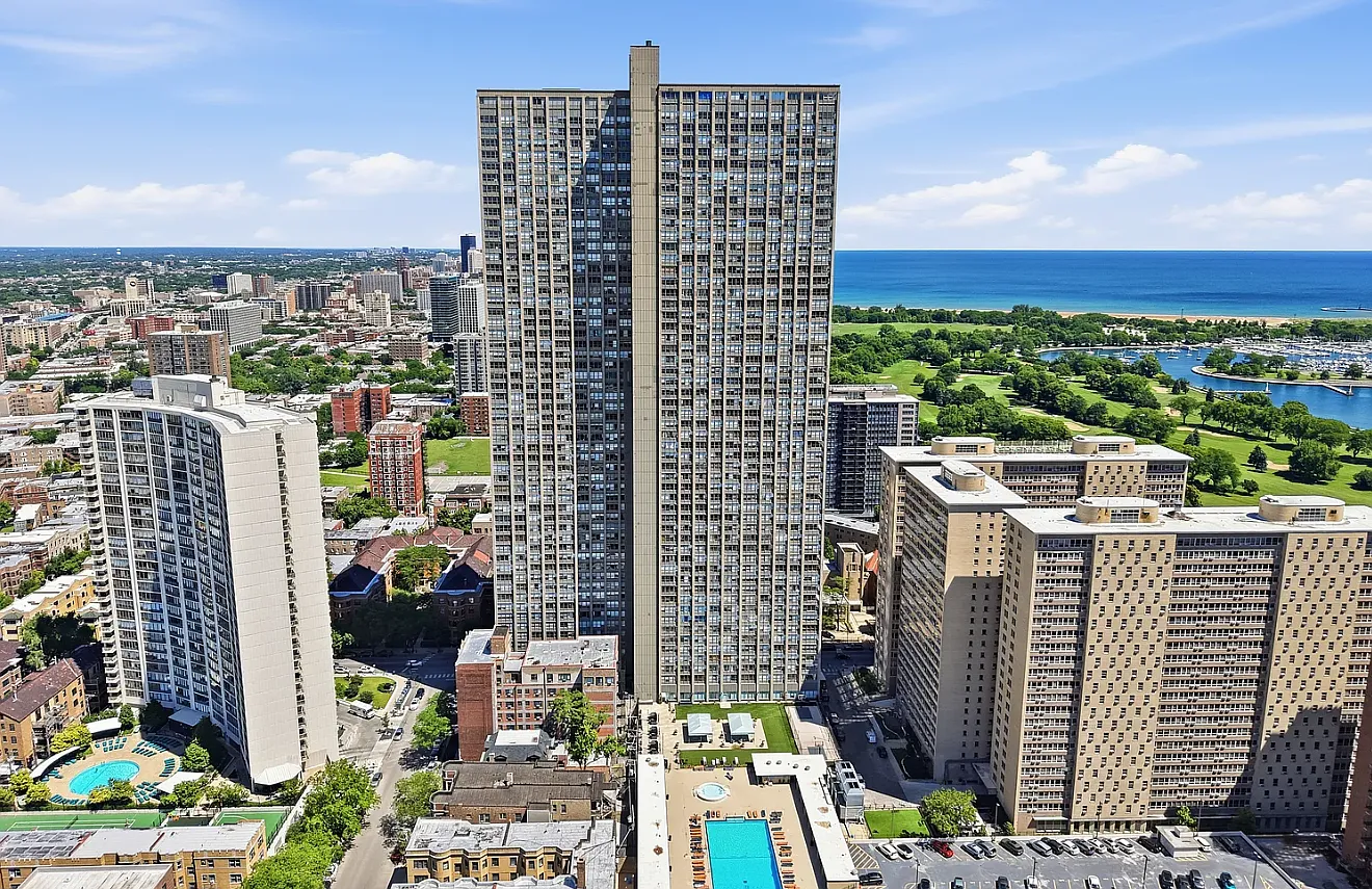 1 bed, 640 sqft, $2,300 — Photo 1