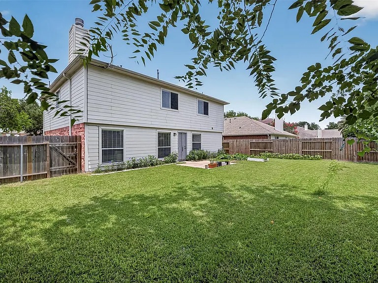 9710 Berkshire Trce — Photo 30