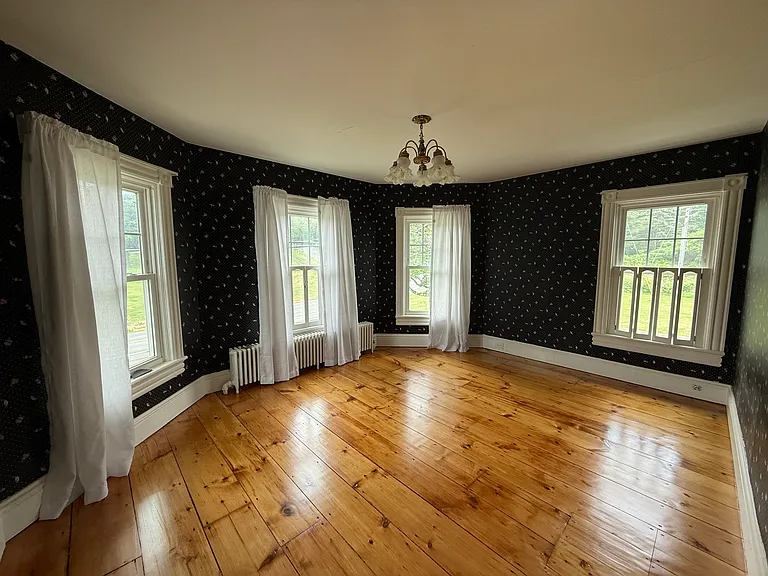 2145 New Scotland Rd — Photo 11
