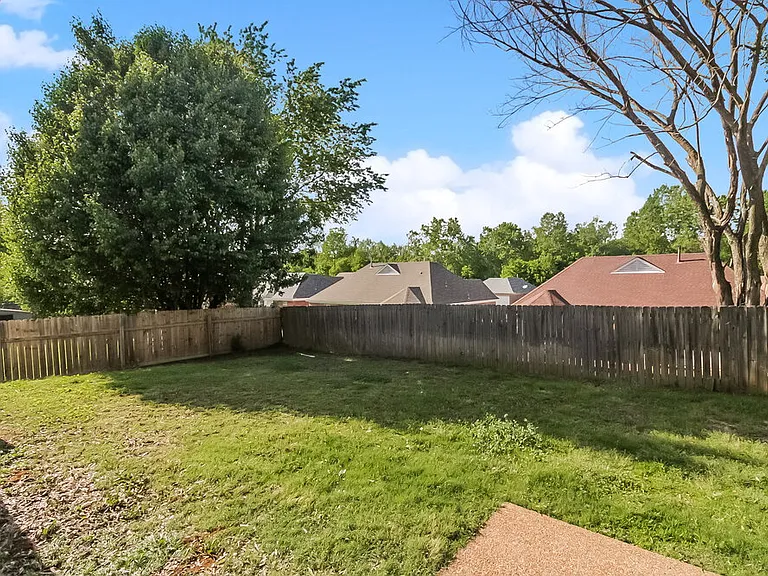 6640 Elmore Ridge Ln — Photo 15