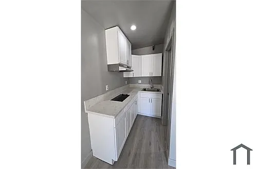 259 1/4 W 41st Pl #259 Photo 1