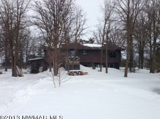 32395 310th St, Roseau, MN 56751