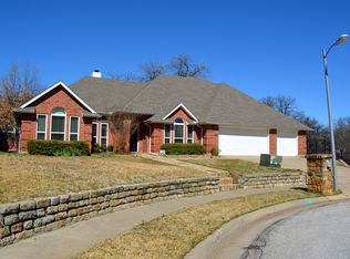 3845 Misty Glen Ct, Bedford, TX 76021