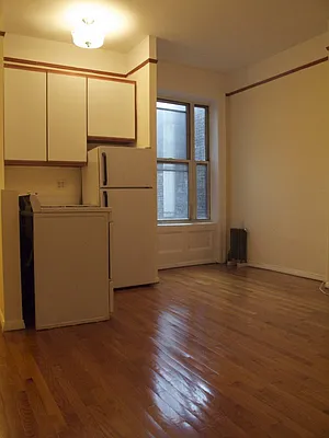 Rented by Bohemia Realty Group | media 21