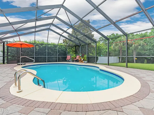 112 Bainbridge St, Panama City Beach, FL 32413