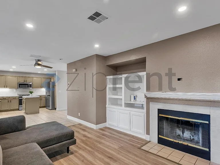 1240 Litchfield Ave — Photo 11