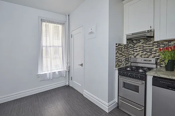 Rented by Brown Harris Stevens | media 32