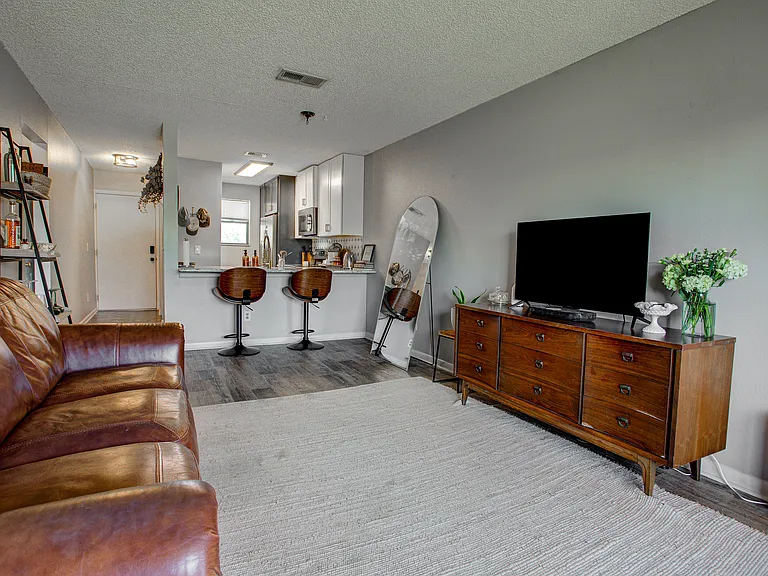 650 W Pope Rd #270 — Photo 19