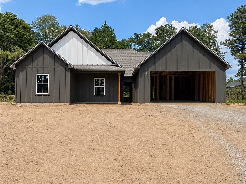 1st image of 270 Lee Road 209