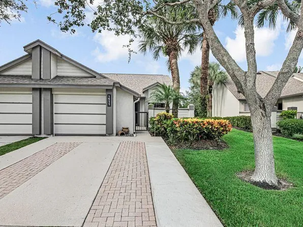 1911 LANDINGS Boulevard, Greenacres, FL 33413