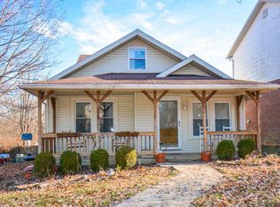 542 Old Peacock Rd, Paris, KY 40361